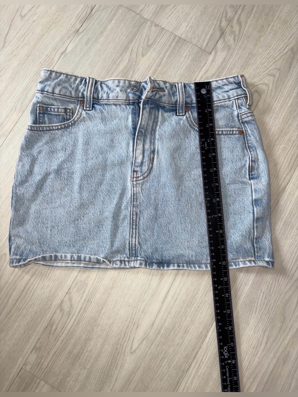 PACSUN Light Wash Denim Mini Skirt - Casual Summer Staple 25